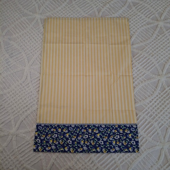 Vintage Laura Ashley Primrose Standard Pillowcase Yellow Stripe Blue Floral - Picture 3 of 6